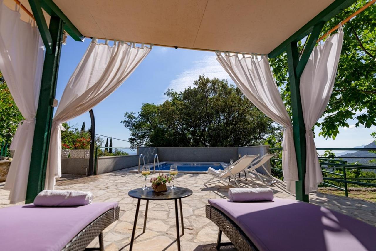 Stone House Nikolina With Heated Pool Villa Bast Exterior photo