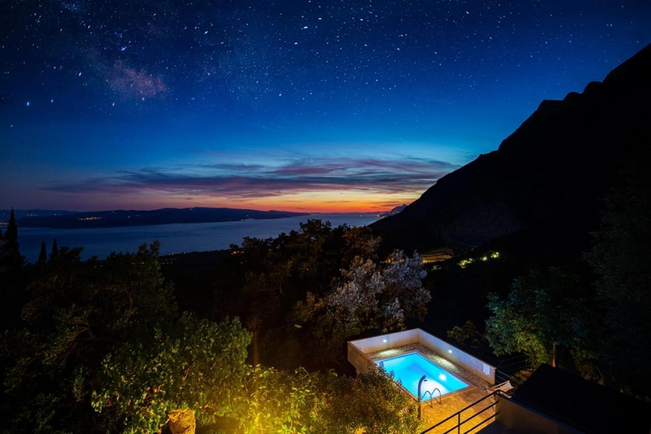 Stone House Nikolina With Heated Pool Villa Bast Exterior photo